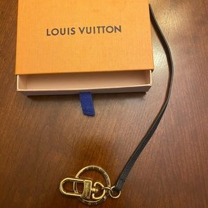 Authentic Louis Vuitton Artsy Strap